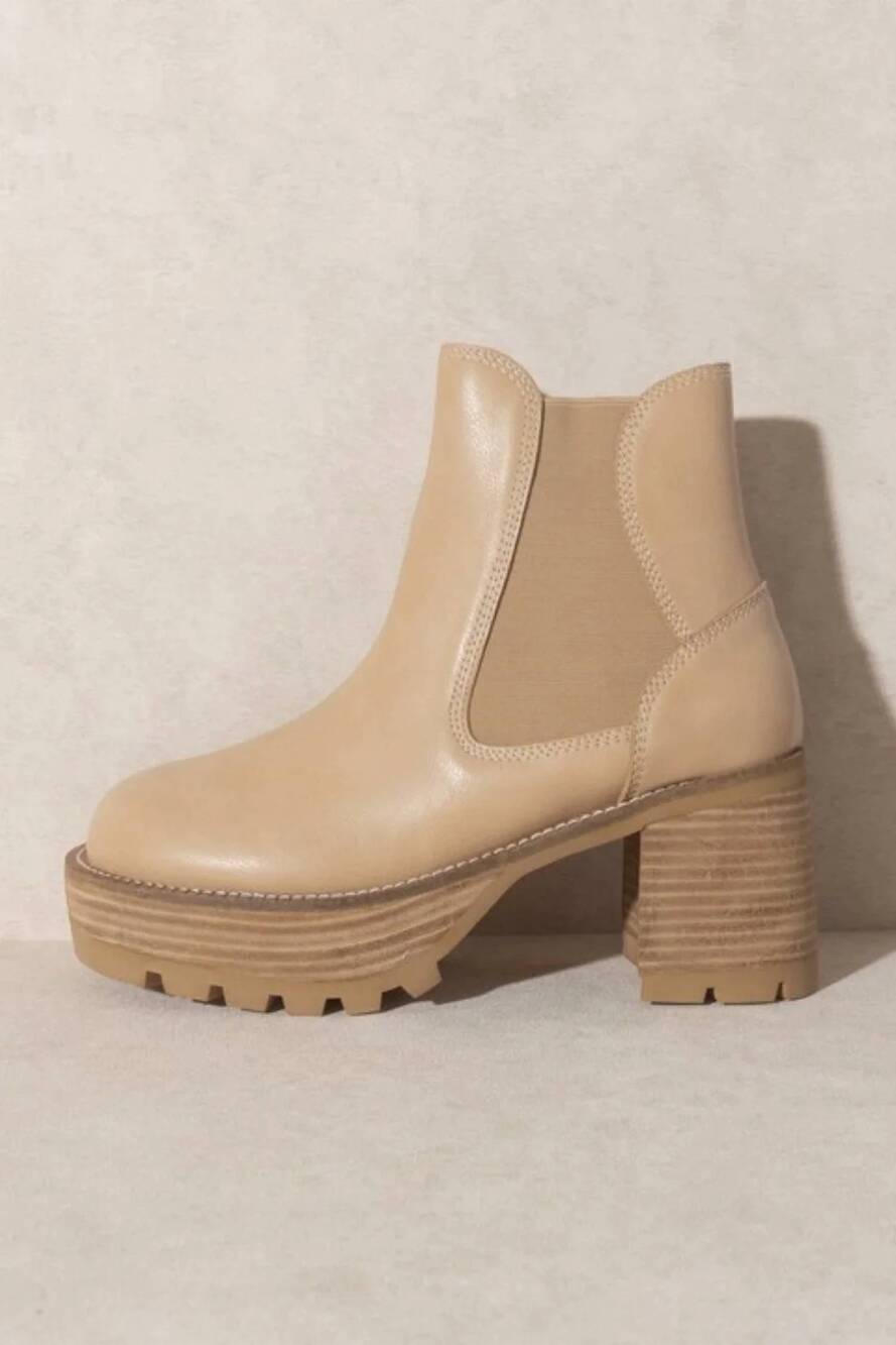 NEW OASIS SOCIETY women's dorothy chelsea boot in almond